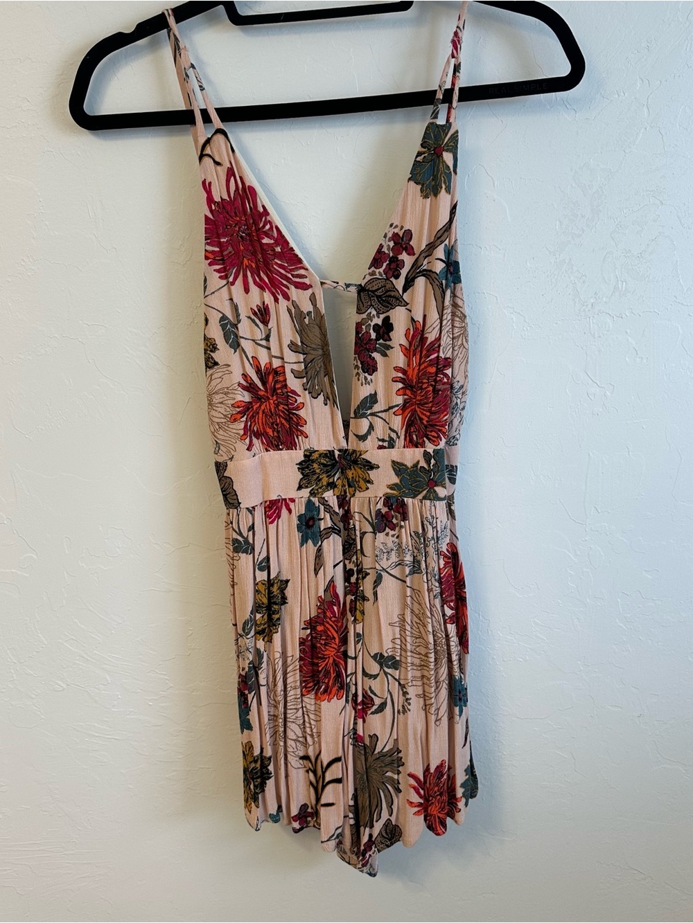 Floral V-Neck Spaghetti Strap Romper in Blush Pink